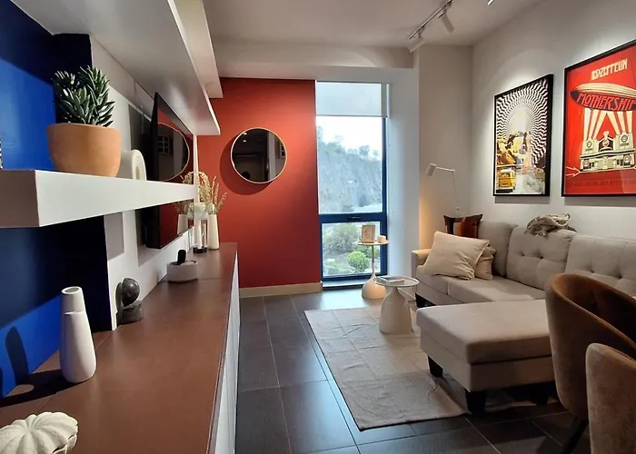 Apartment Luxury Bauhaus Nest Pool Gym Park Restaurant